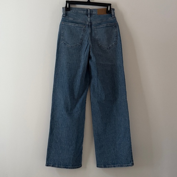 The Perfect Vintage Wide-Leg Jean in Heathcote Wash - Picture 3 of 5